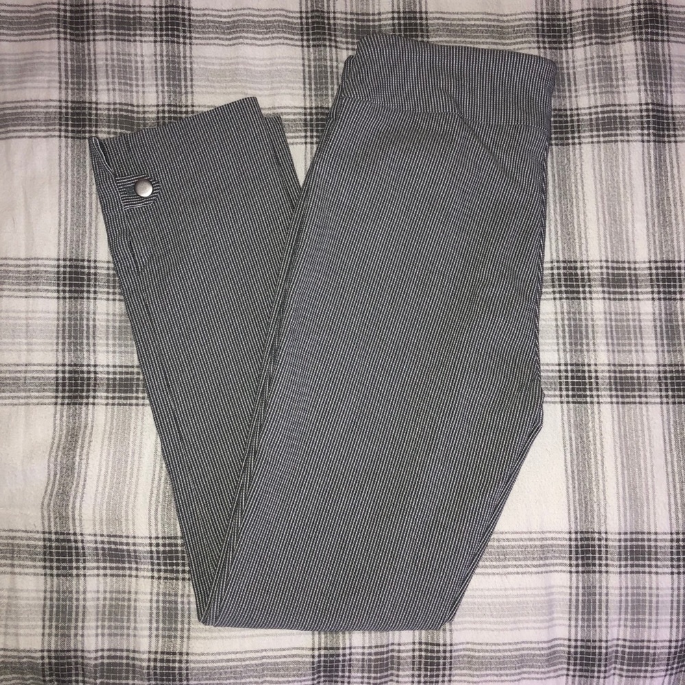 Van Heusen Women’s Super Stretch Pull-on-Pant